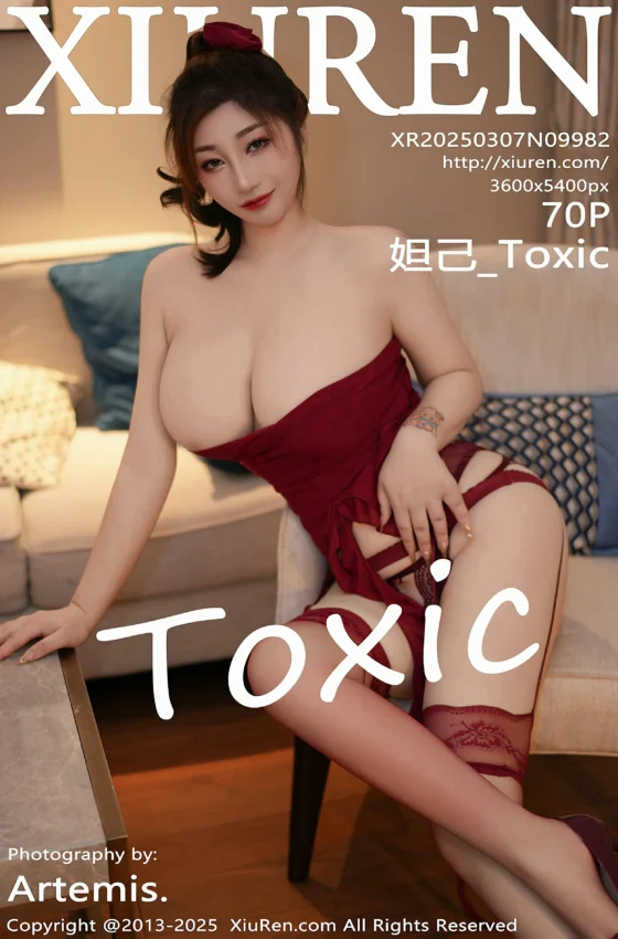 [XiuRen秀人网] 2025.03.07 No.9982 妲己_Toxic 红色露肩礼裙 红色丝袜 性感写真 [70+1P]