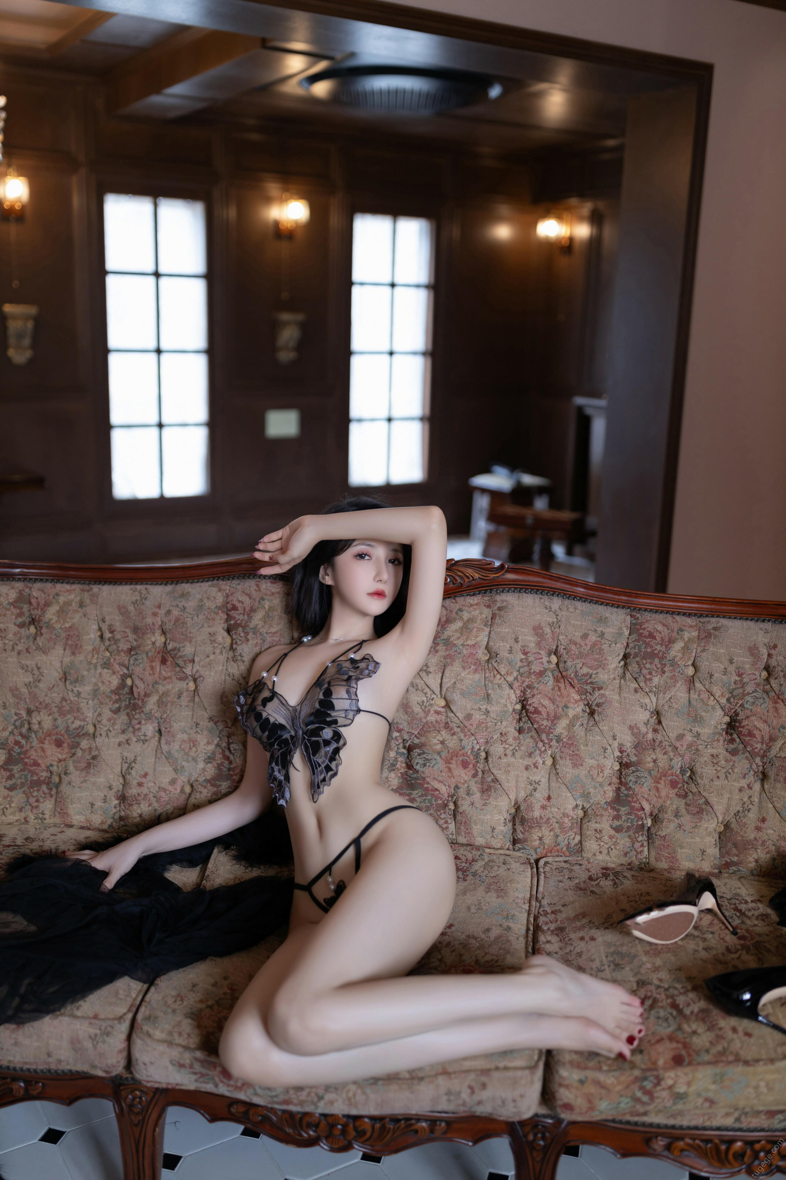 [秀人内购] 鱼子酱Fish 诱人私拍福利 蝴蝶之梦