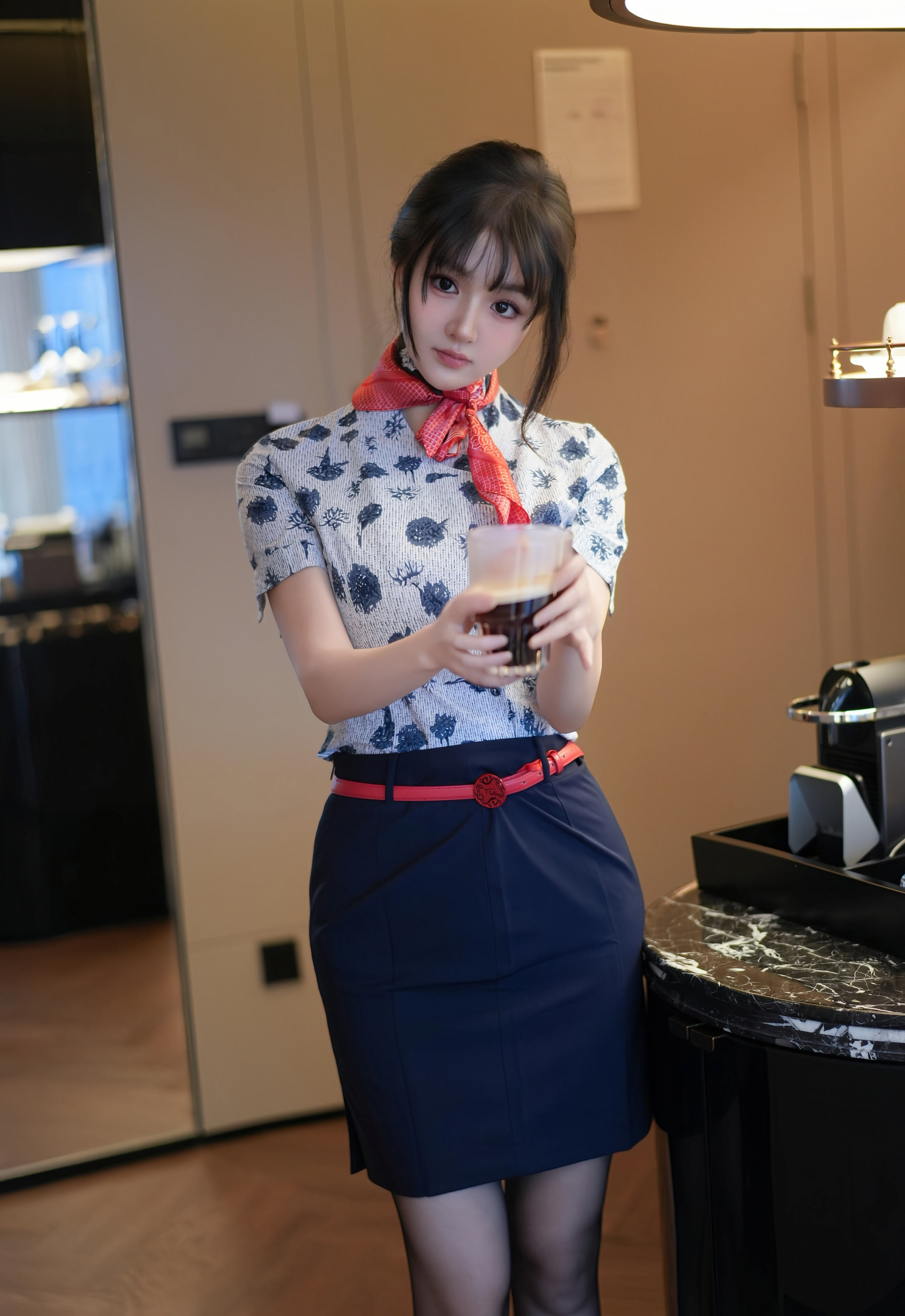 [XiuRen秀人网] 2025.12.16 No.11115 沈南汐RuRu 空姐制服诱惑 性感写真 [80+1P]