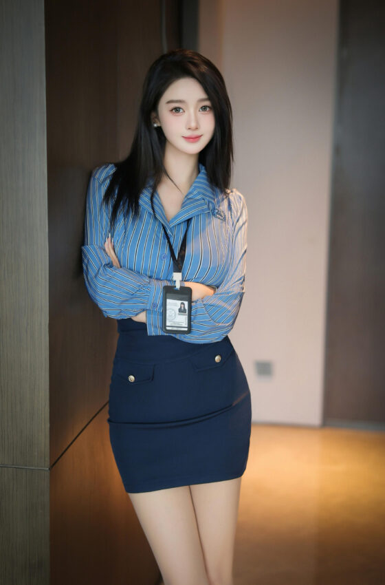 [秀人内购] candy糖糖 诱人私拍福利 OL秘书