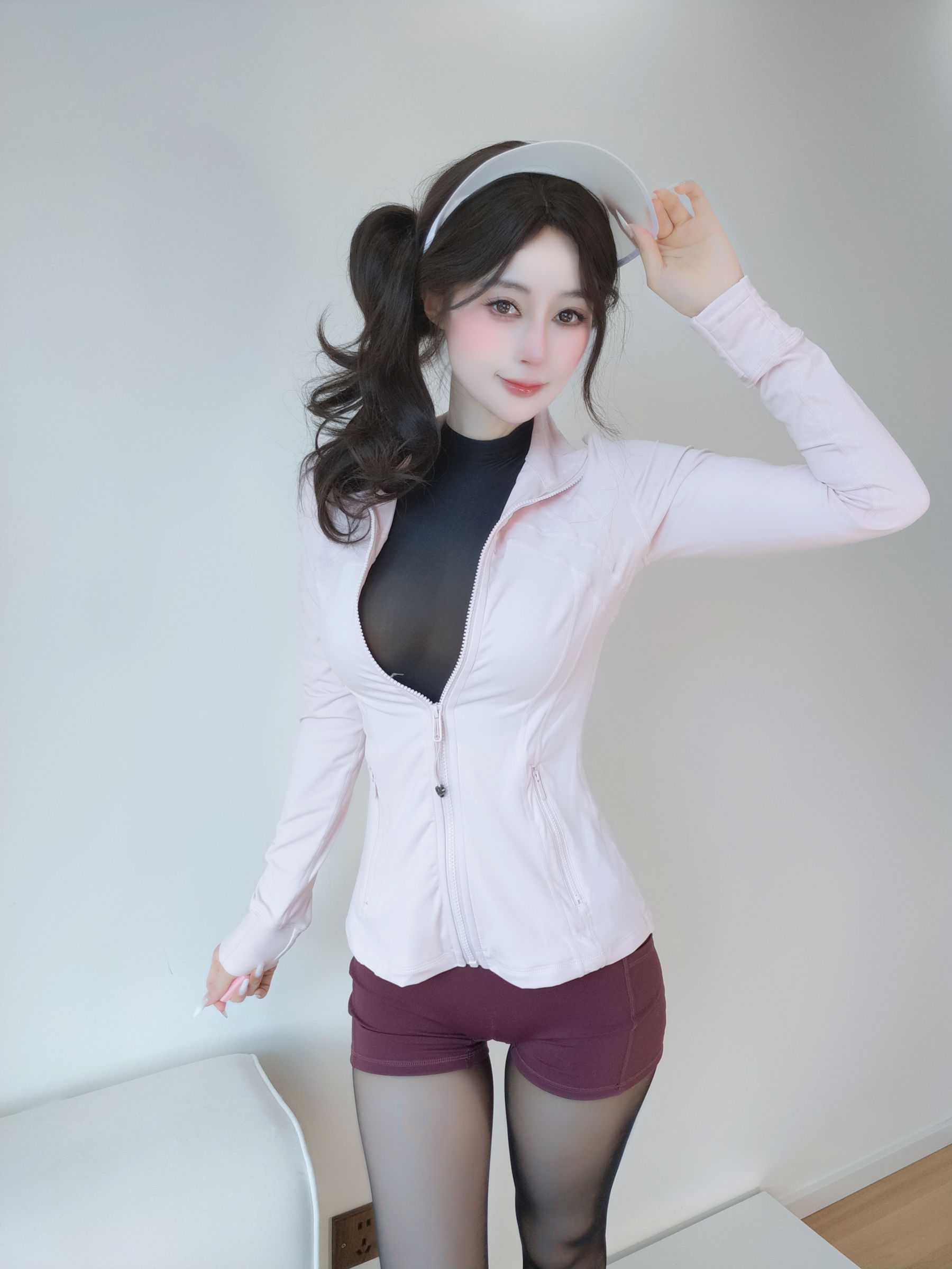 [COSPLAY] Coser小姐姐白银 – 出游心情